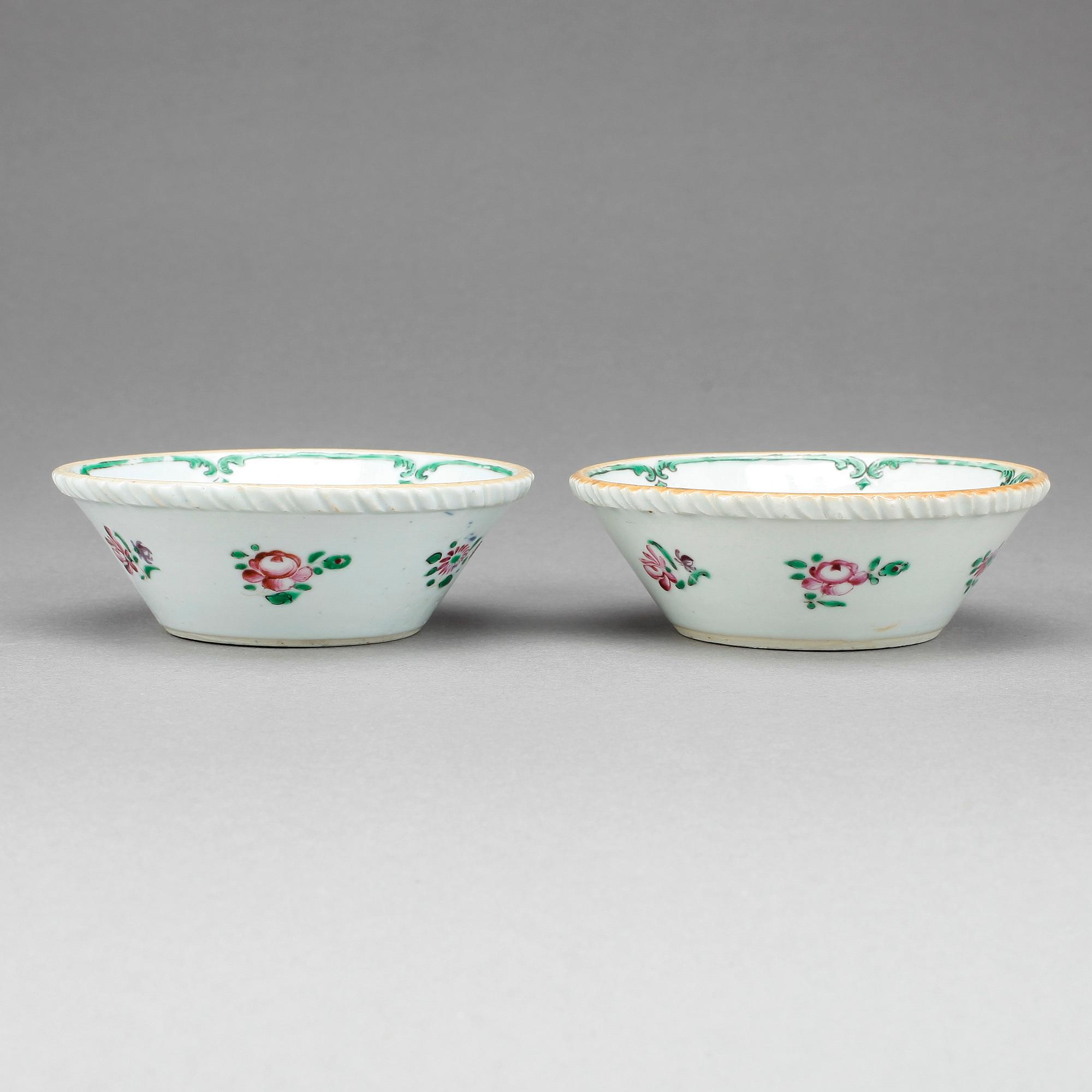SKÅLAR, ett par, porslin, Qianlong, Kina 1700-tal.