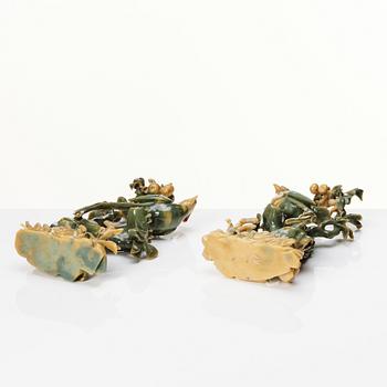 Skulpturer, 1 par, nefrit, Kina, 1900-tal.