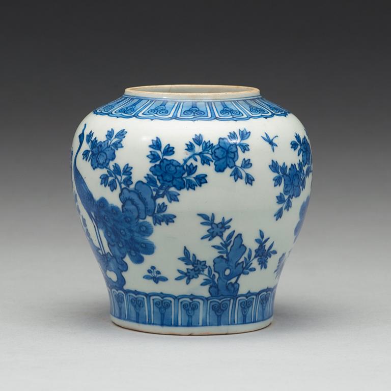 A blue and white vase, Ming dynasty with Wanlis six character mark.