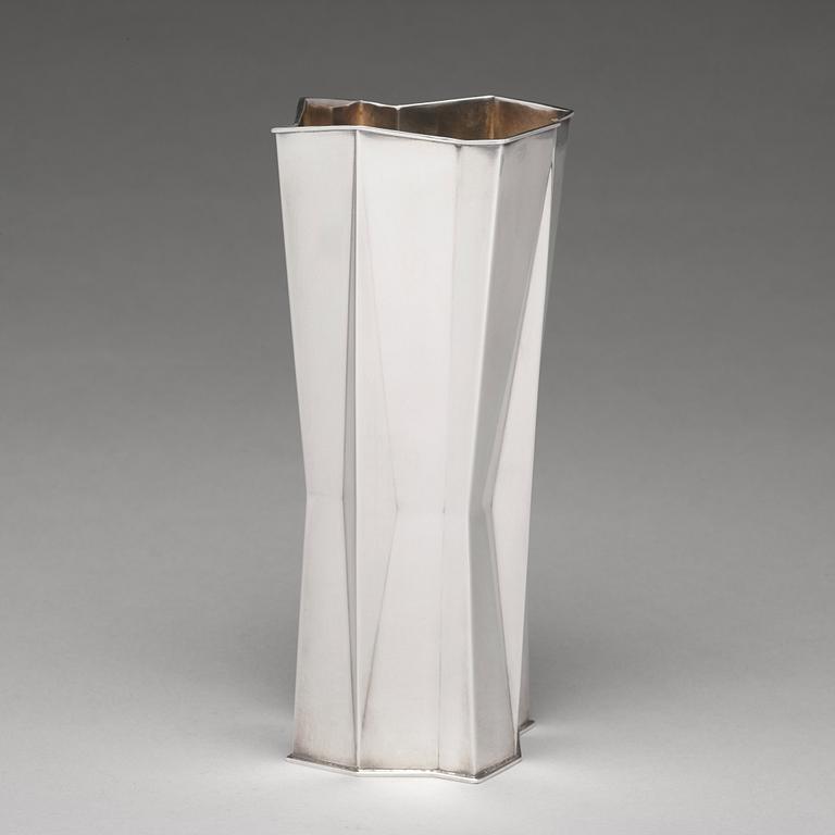 Tapio Wirkkala, an 830/1000 silver vase Kultakeskus OY, Hämeenlinna, Finland 1970.