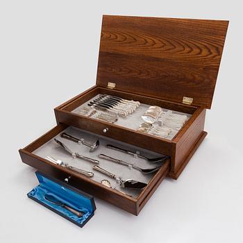 Bestickuppsättning, 40 dlr, silver, "Chippendale", Kultakeskus, Tavastehus 2003. I bestickschatull.