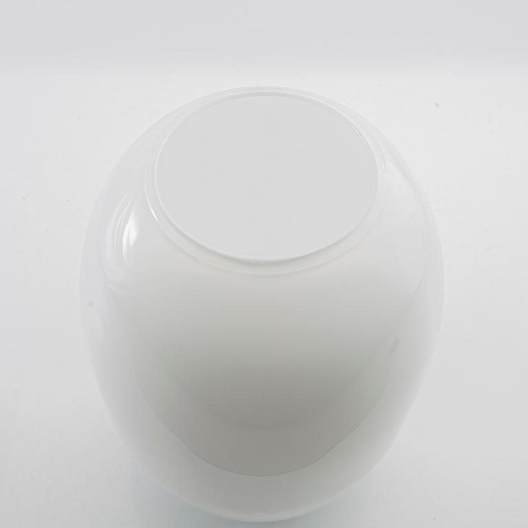 Piet Hein, vaser 3 st "Super Vase" signerade och daterade  89.