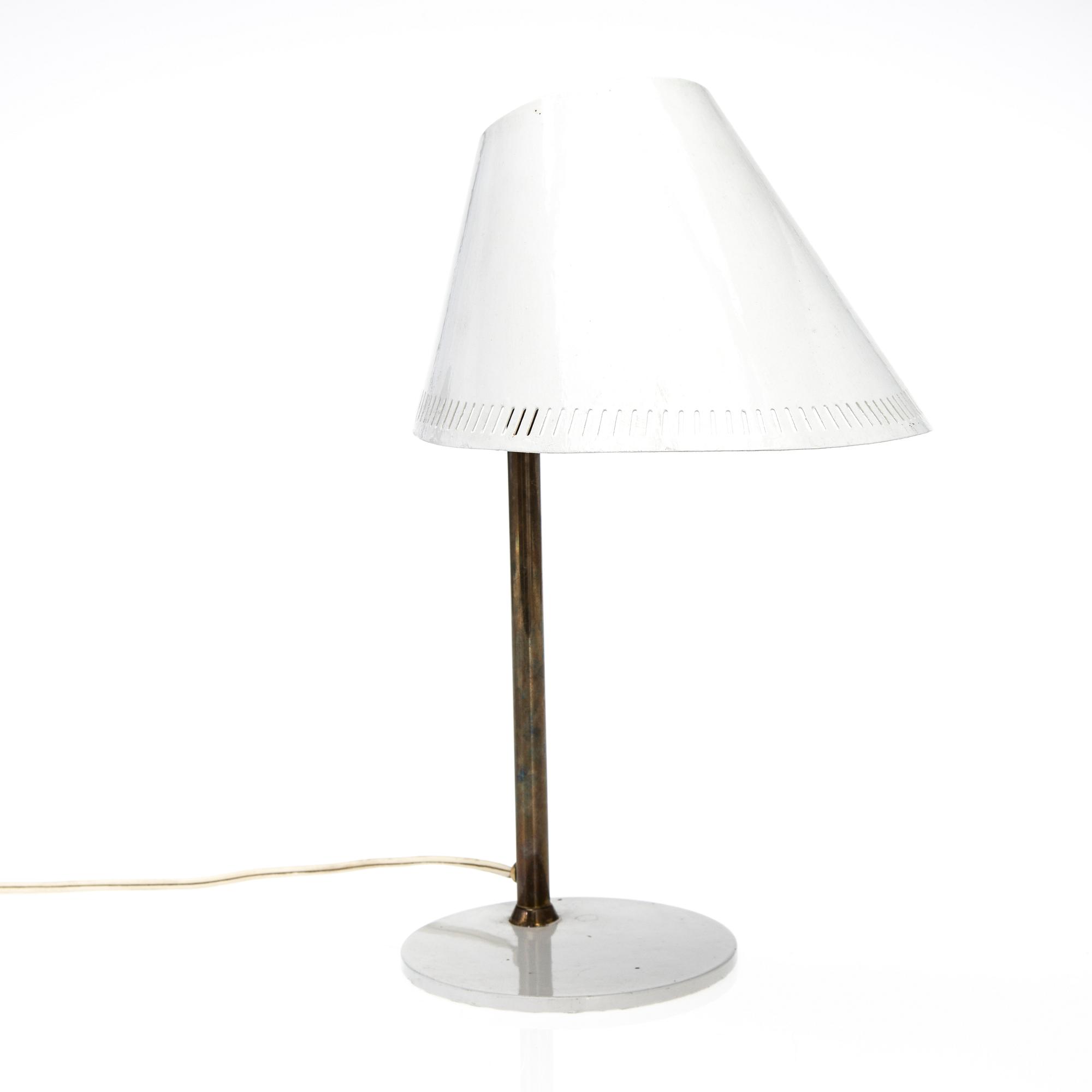 BORDSLAMPA, Paavo Tynell, stämplad Idman. 1900-talets mitt.
