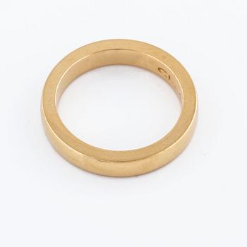 A ring by Ole Lynggaard.