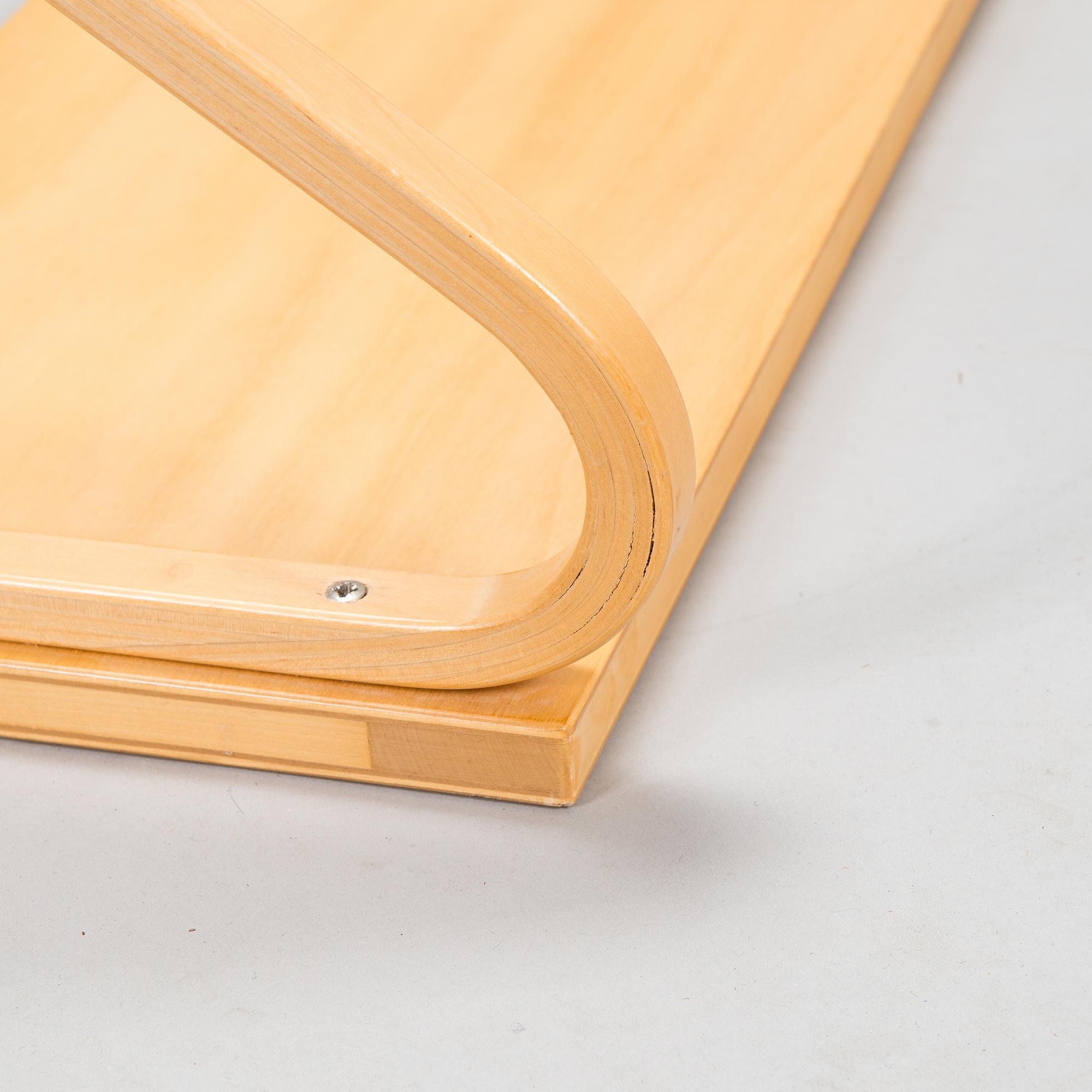 Alvar Aalto, hyllor, ett par, modell 112B, Artek, sent 1900-tal.