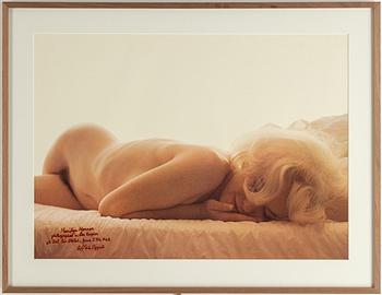 Leif-Erik Nygårds, offsettryck, signarat "Marilyn Monroe photographed in Los Angeles at Bel Air Hotel, June 27th 1962".