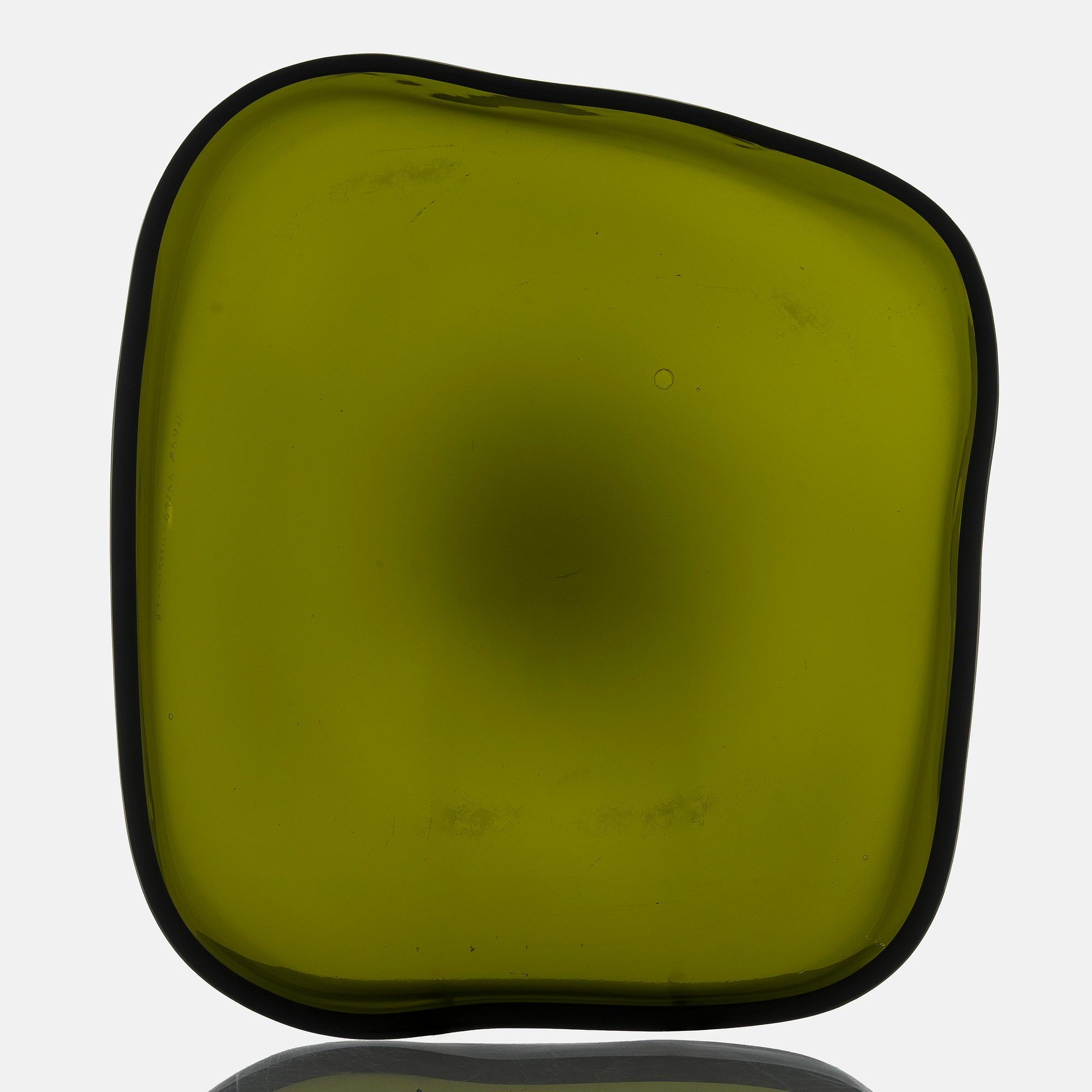 Alvar Aalto, a '3900-39' plate signed Alvar Aalto Iittala -56.