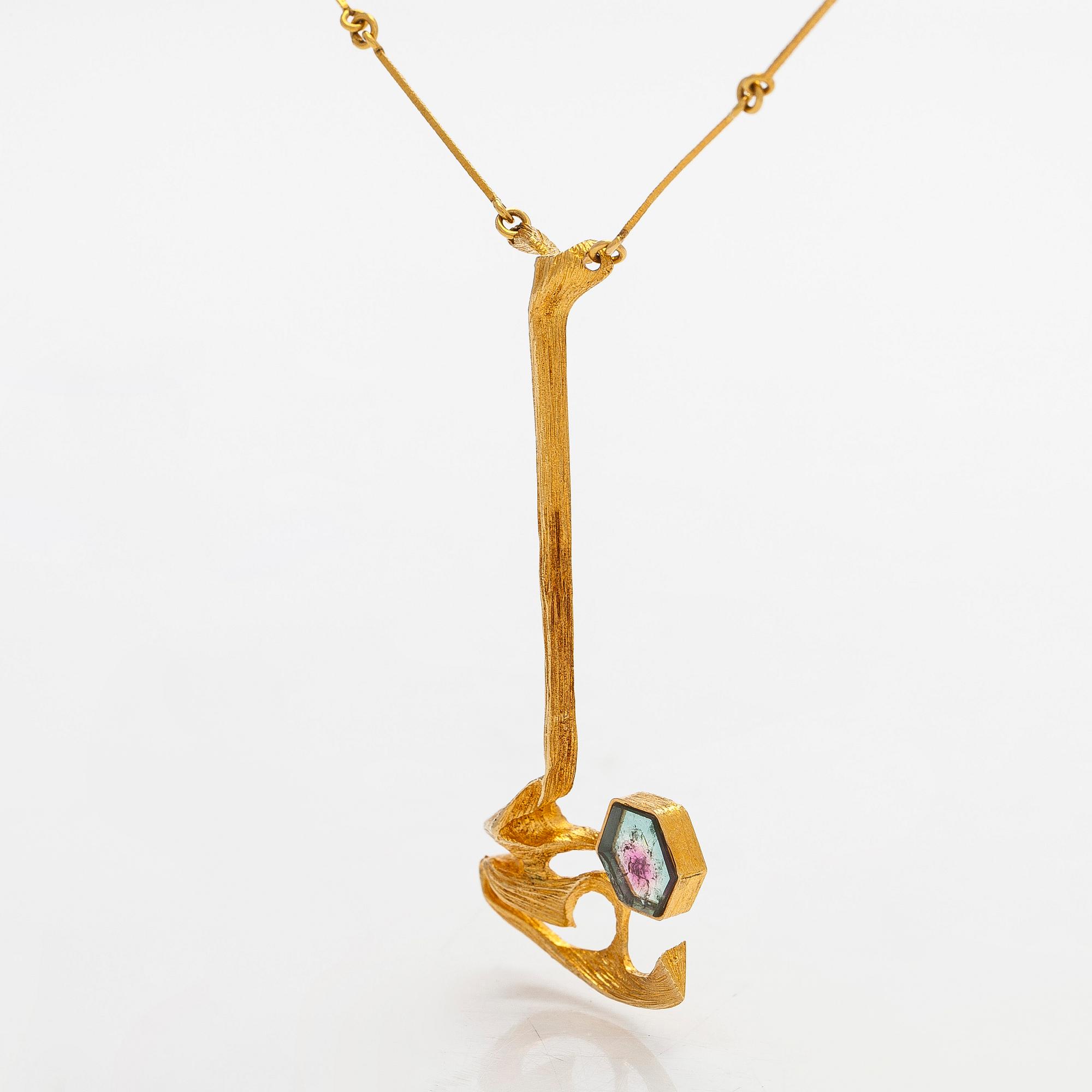 Björn Weckström, an 18K gold 'Nymph's Eye' necklace with a tourmaline. Lapponia.