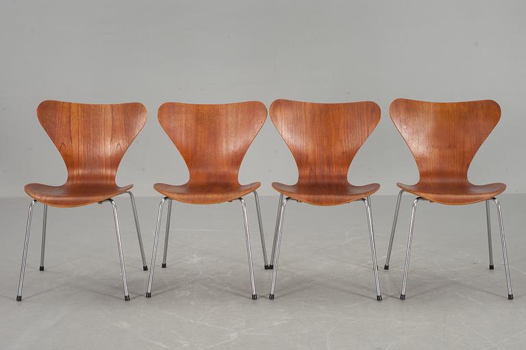 STOLAR, 4 st, "Sjuan", Arne Jacobsen för Fritz Hansen.