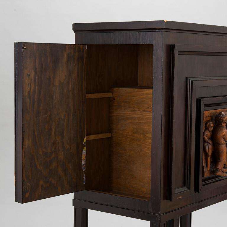 Birger Hahl och Hannes Autere, skåp och två stolar. Finland, 1930-tal.