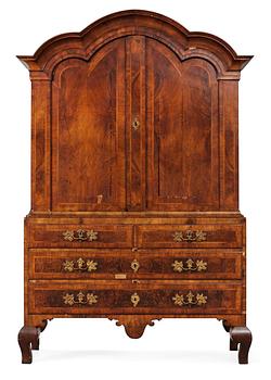 126. A Roccoco cabinet.