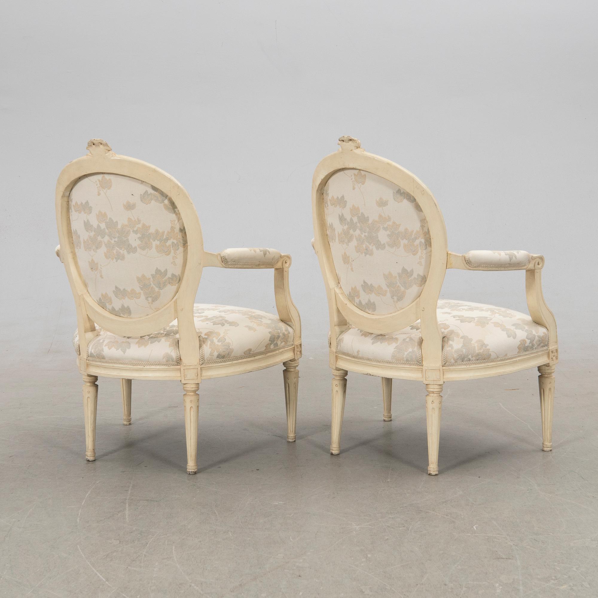 Armchairs, a pair, Gustavian style, 20th century.