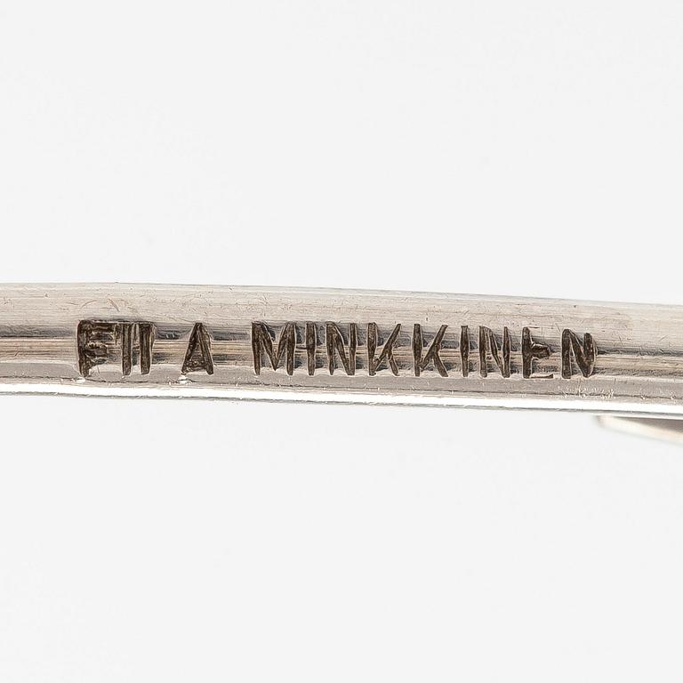 Eila Minkkinen, kaulakoru, karhu, sterlinghopea, 2017.