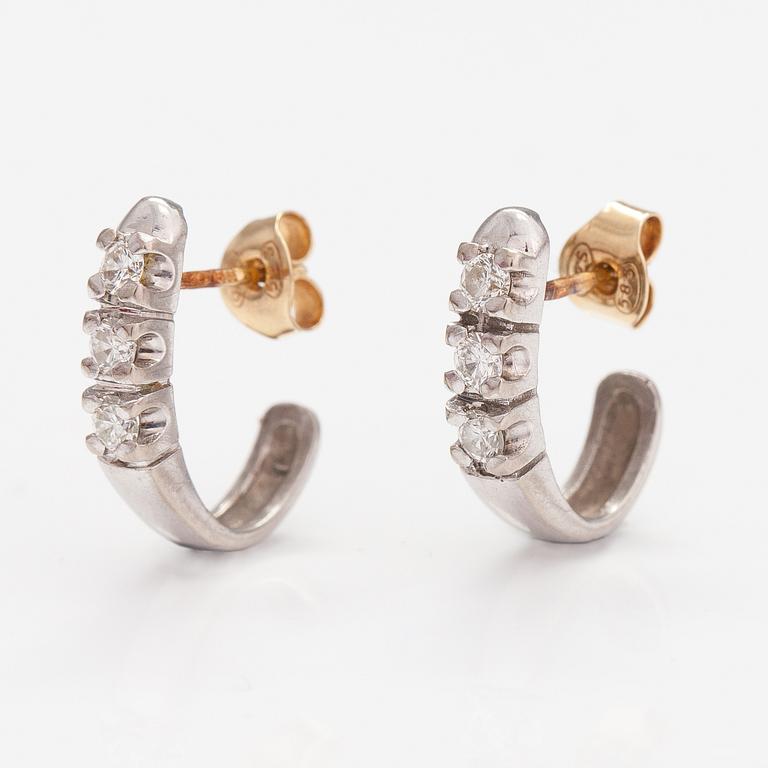 ÖRHÄNGEN, 14K vitguld, diamanter ca 0.42 ct tot. Silván.