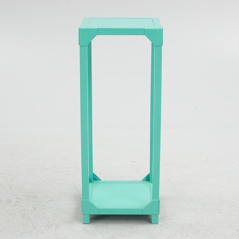 TAF Studio, a 'Bleck 800' pedestal, ed. 1/3.