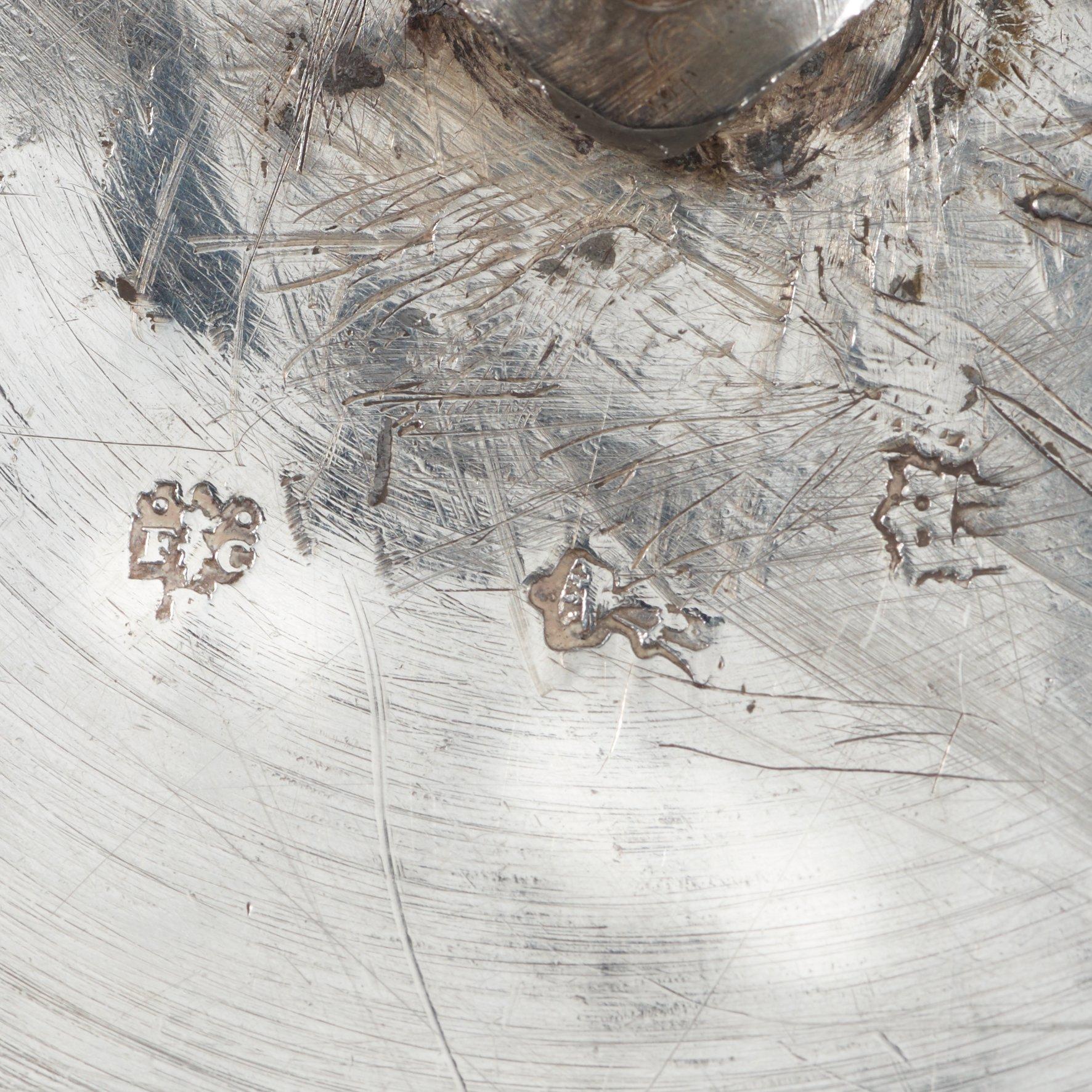 A French 18th century silver serving-dish, makers mark of Francois Corbie (Paris 1783).