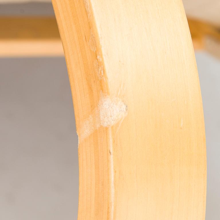 Alvar Aalto, nojatuolipari malli 406 Artek 1900-luvun loppu.