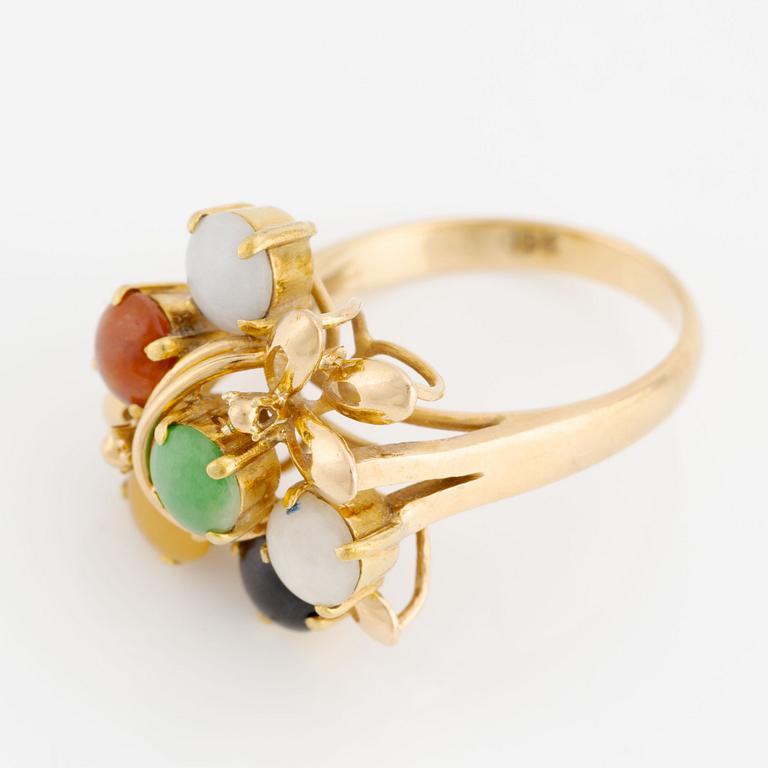 Ring 18K gold with stones in various colours.