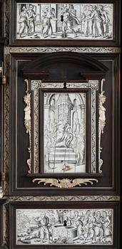 An Italien Baroque-style 19th century cabinet on stand.