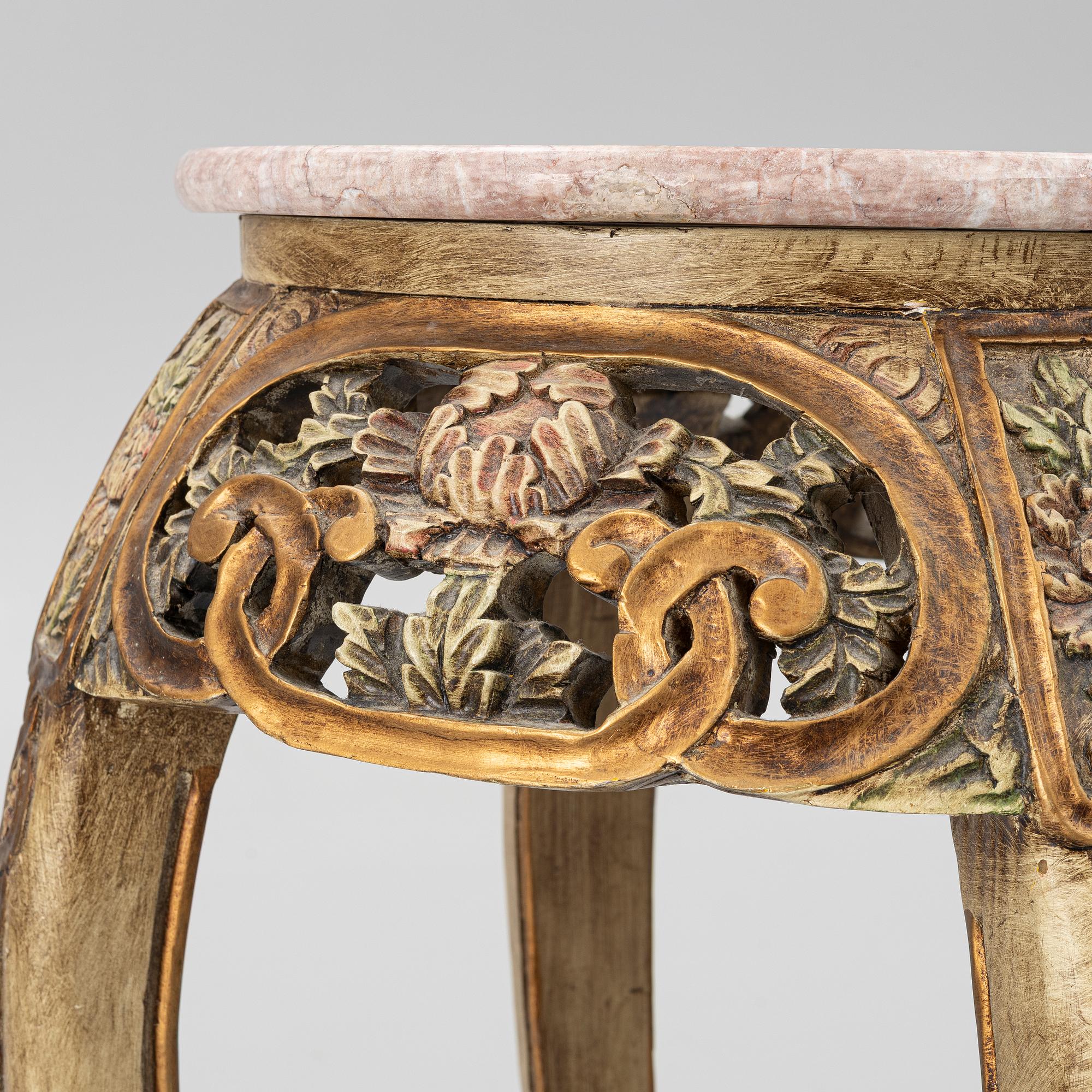 Piedestal, 1900-talets andra hälft.