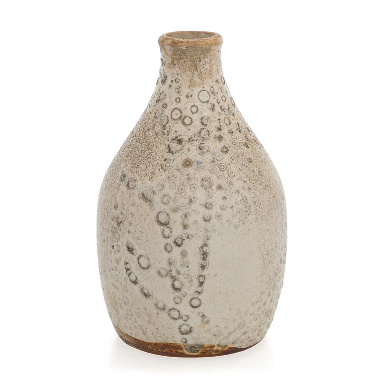 Kyllikki Salmenhaara, a stoneware vase, signed KS -43.