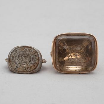 SIGILLSTÄMPLAR, 2 st, 17-1800-tal.