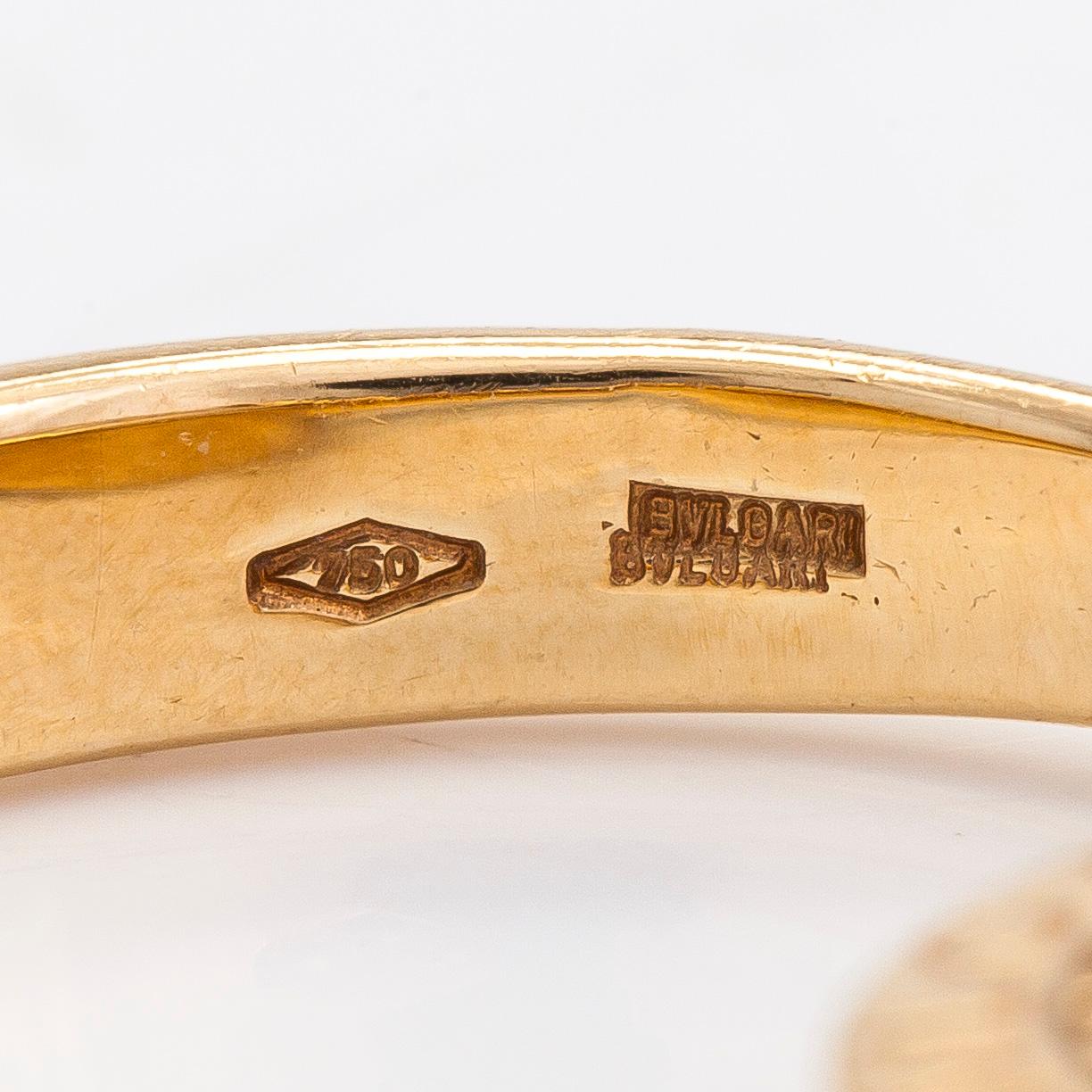 Bulgari, ring, "Flip ring", 18K guld och diamanter totalt ca 0.07 ct.
