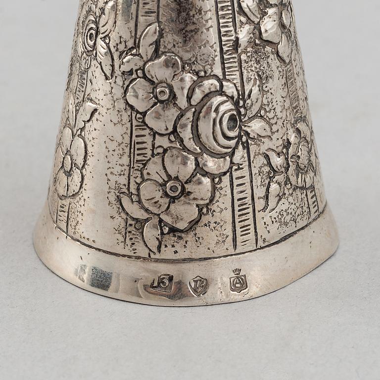 A silver wedding cup, probably Austria, first half of the 20th century.