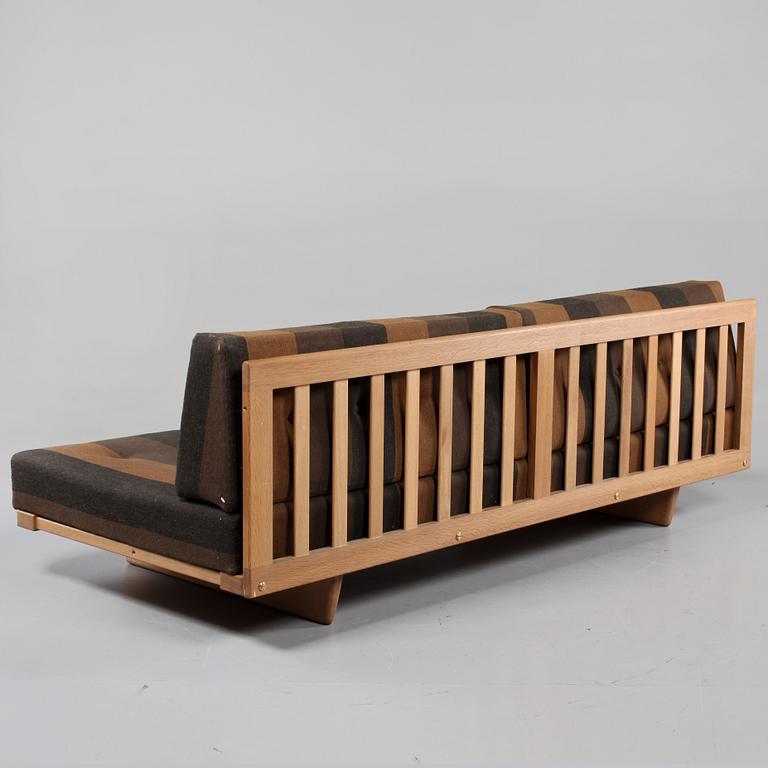 DAGBÄDD, "modell nr 192", Börge Mogensen, 1900-talets andra hälft.