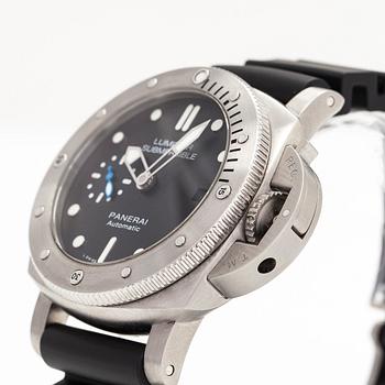 Panerai, Luminor Submersible, wristwatch, 42 mm.