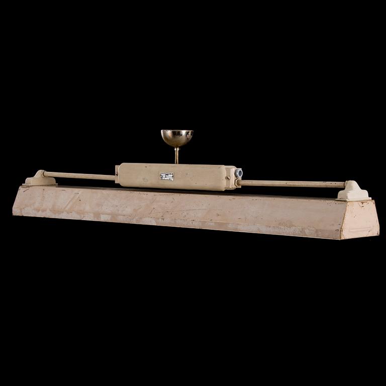 A mid 20th century Finnsh '415/1-3' industrial light for Metallivalmiste.
