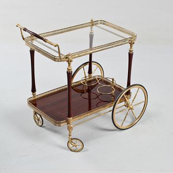 SERVERINGSVAGN, 1900-talets andra hälft.