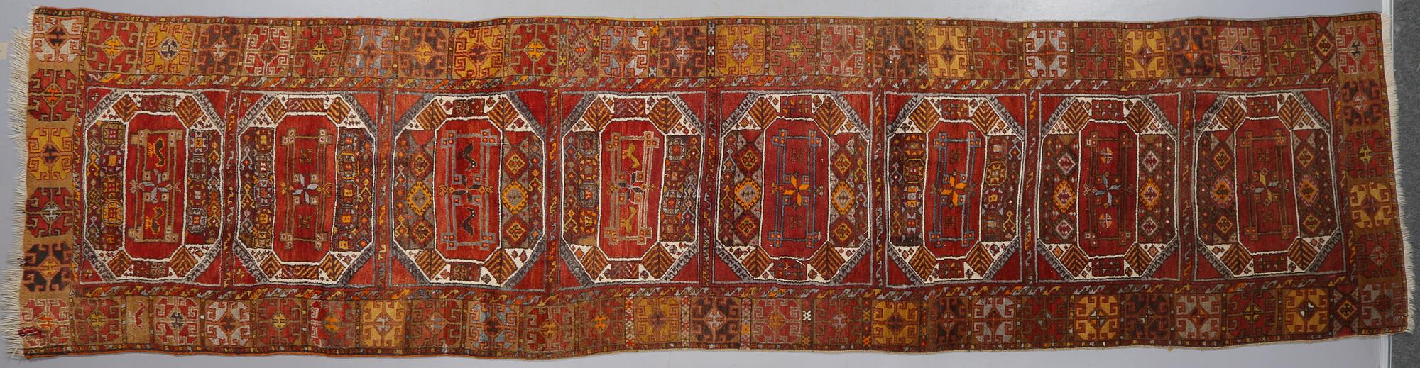 GALLERIMATTA, Turkiet, old, 402 x 100 cm.