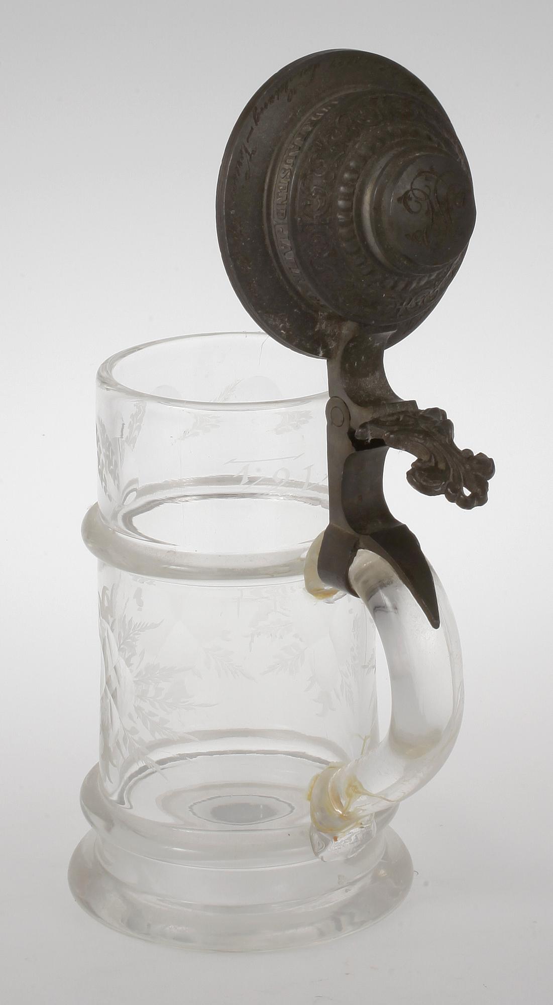 ÖLSTOP. Glas. Böhmen, daterad 1887.
