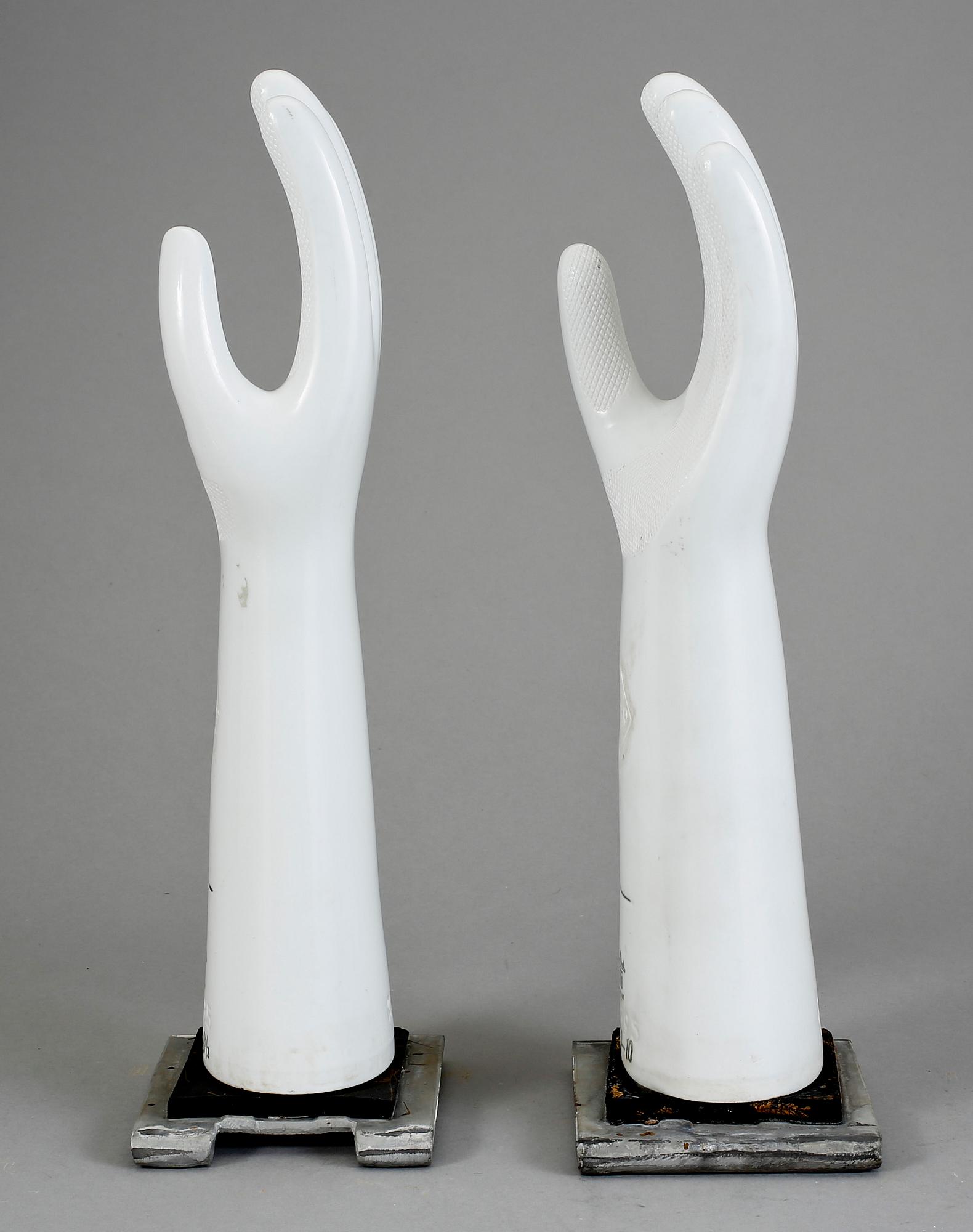 SKULPTURER, porslin. Rosenthal, 1900-talets sista kvartal.