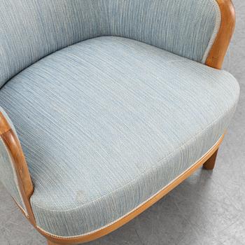 An 'Advokaten' easy chair by Carl Malmsten for OH Sjögren, second half of the 20th Century.