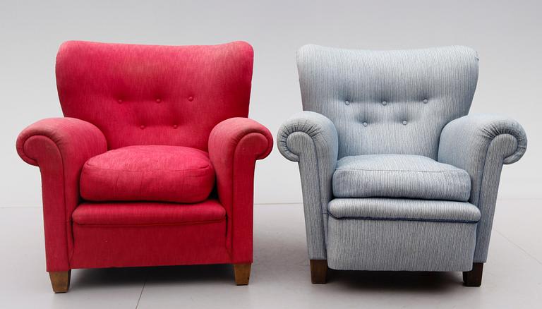 FÅTÖLJER, 2 st, 1900-talets mitt.