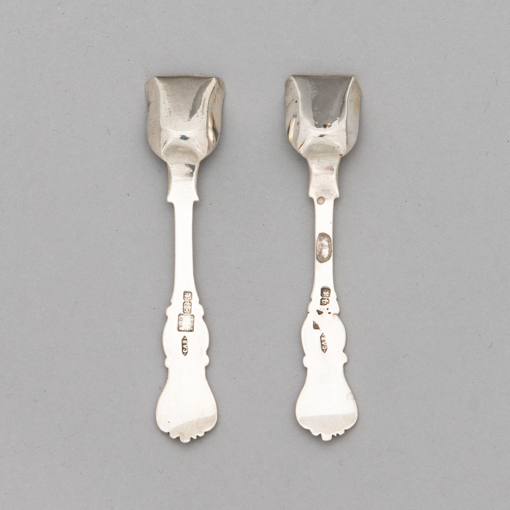 A pair of silver salt spoons, maker's mark Carl Adolf Seipel, Saint Petersburg 1853.