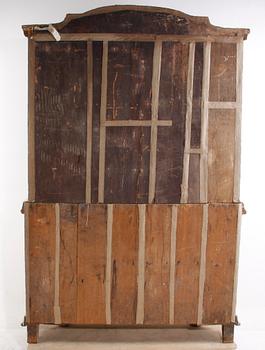 SKÅP MED VITRIN. 1700-tal.
