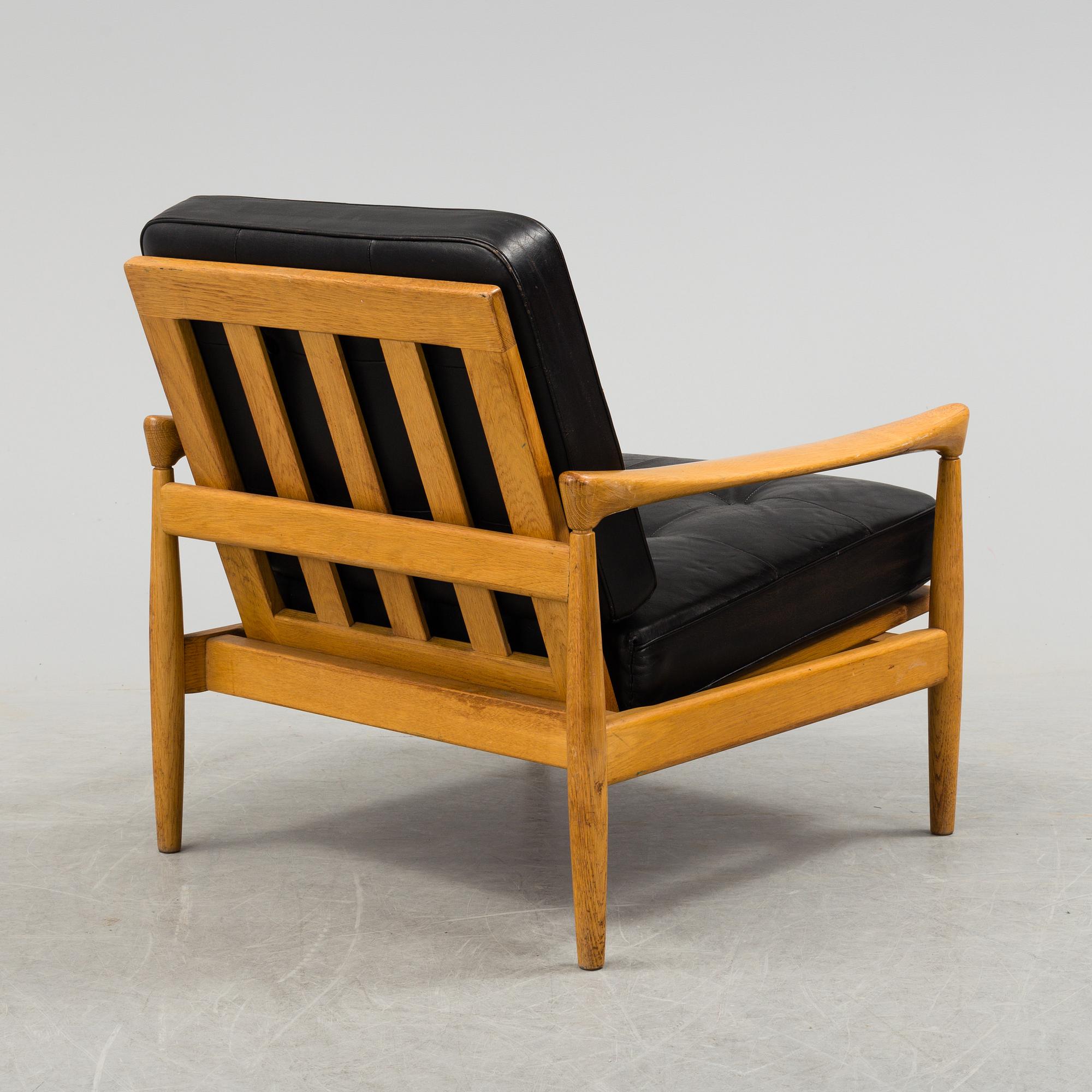 ERIK WÖRTZ, a 'Kolding' oak easy chair, IKEA, 1960's. - Bukowskis