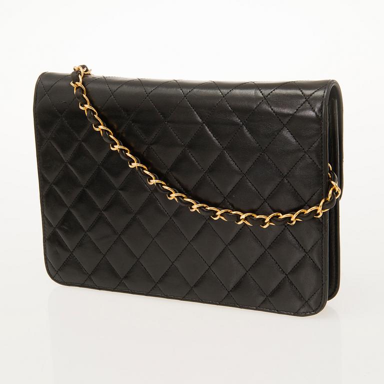 CHANEL, Single Flap Clutch / shoulder Bag.