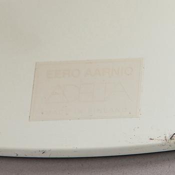 Eero Aarnio, pallotuoli, "Pallotuoli", Adelta 2000-luvun alku.