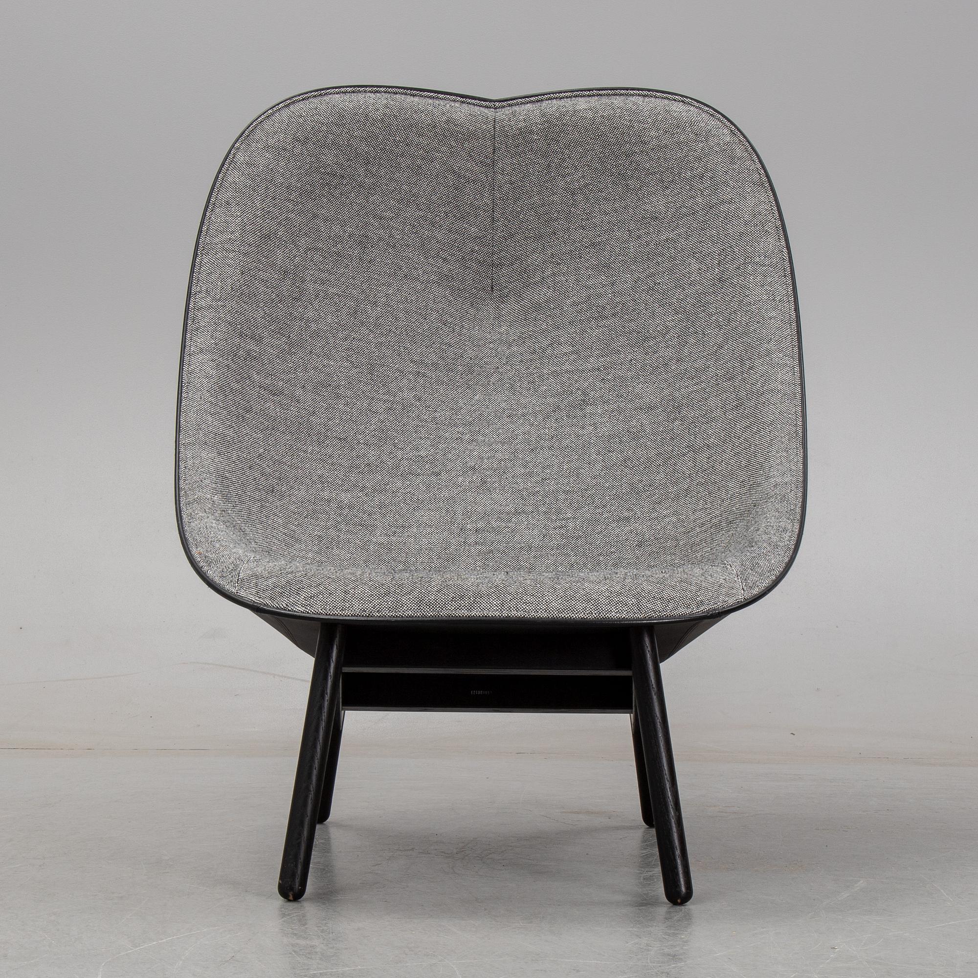 A 21st Century 'Uchiwa' lounge chair by Doshi Levien for Hay.