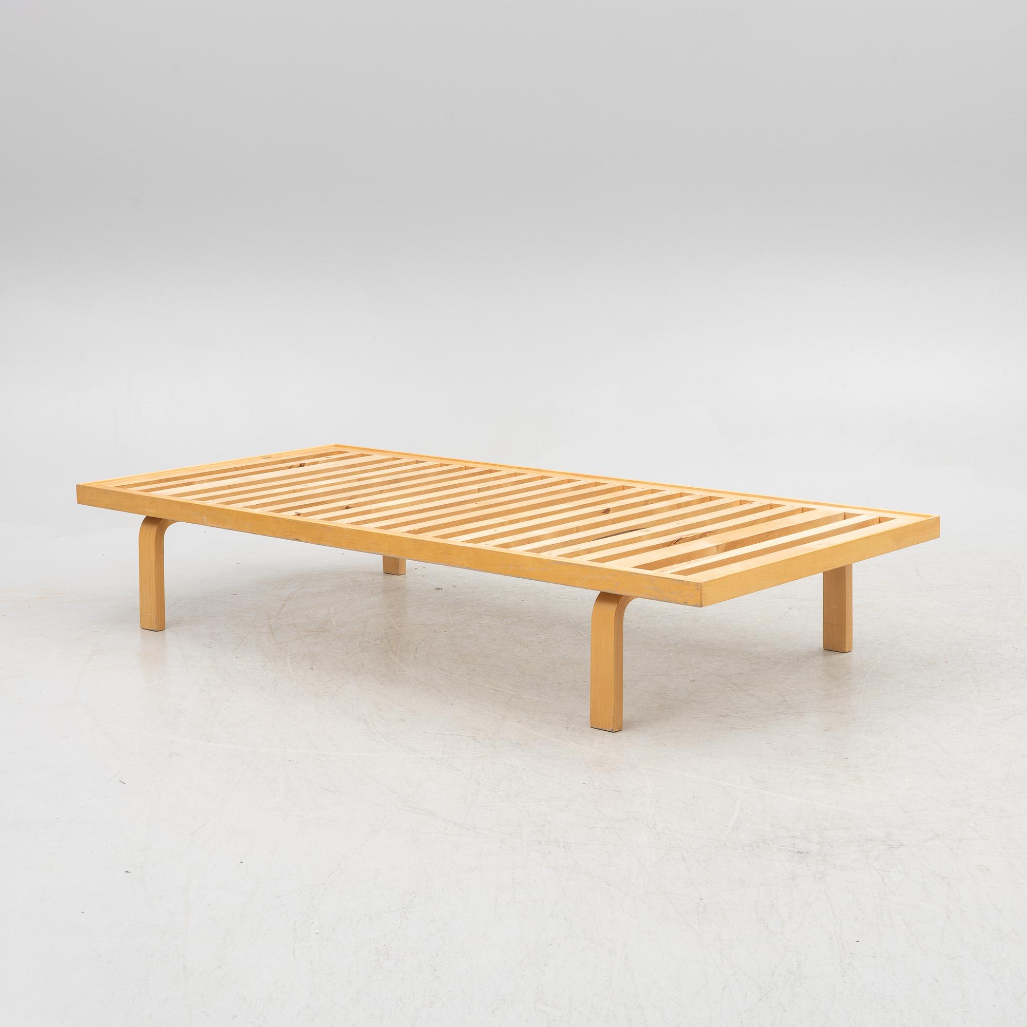 Alvar Aalto, a daybed, Artek, Finland.