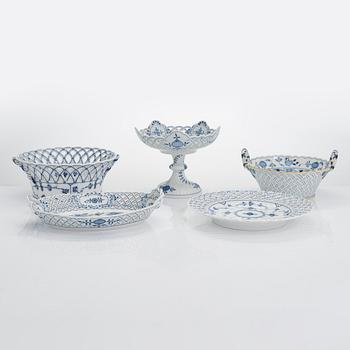 Four porcelain bowls and a dish, late 19th and early 20th century, Meissen and Royal Copenhagen.