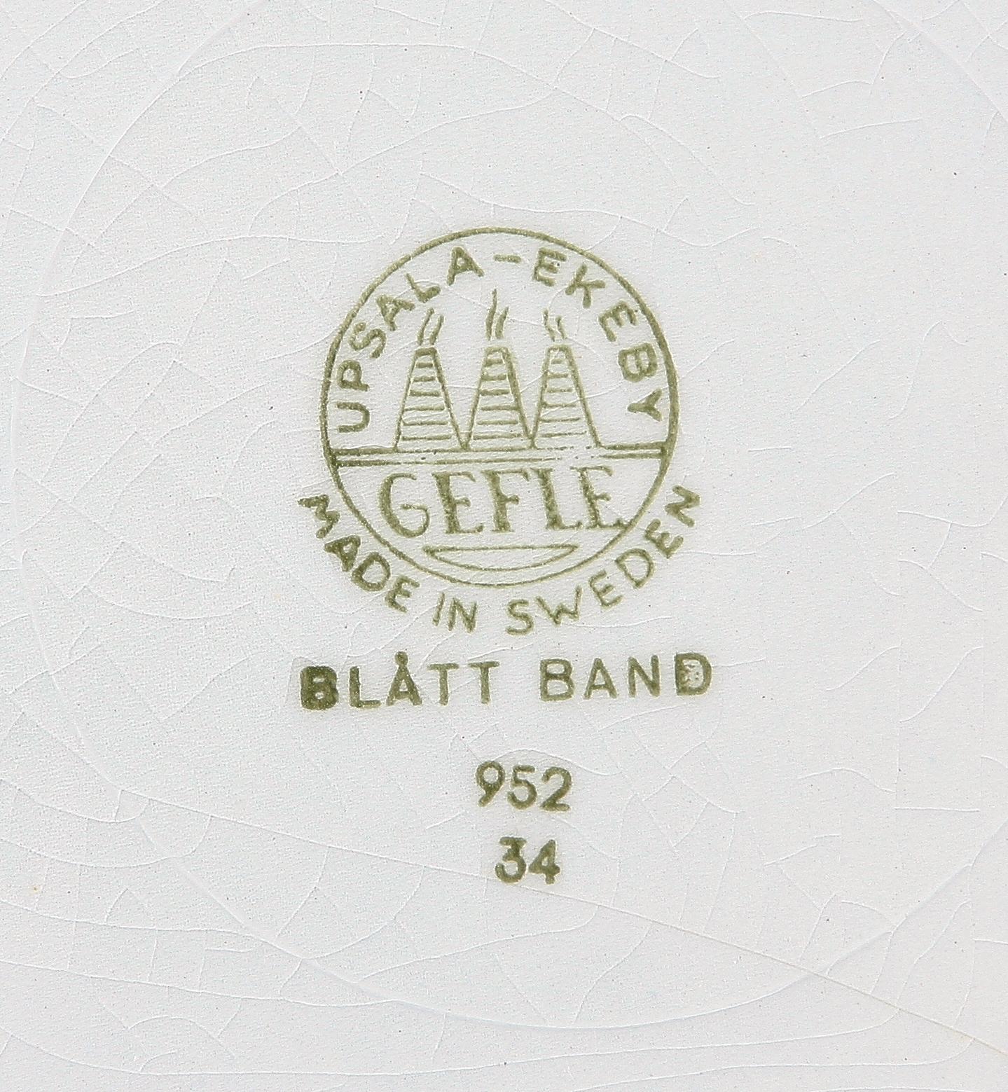 MAT- OCH TESERVISDELAR, 51 delar, flintgods, "Blått Band", Gefle 1900-talets första hälft.