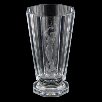 VAS, glas, Simon Gate, Orrefors, 1900-talets första hälft.