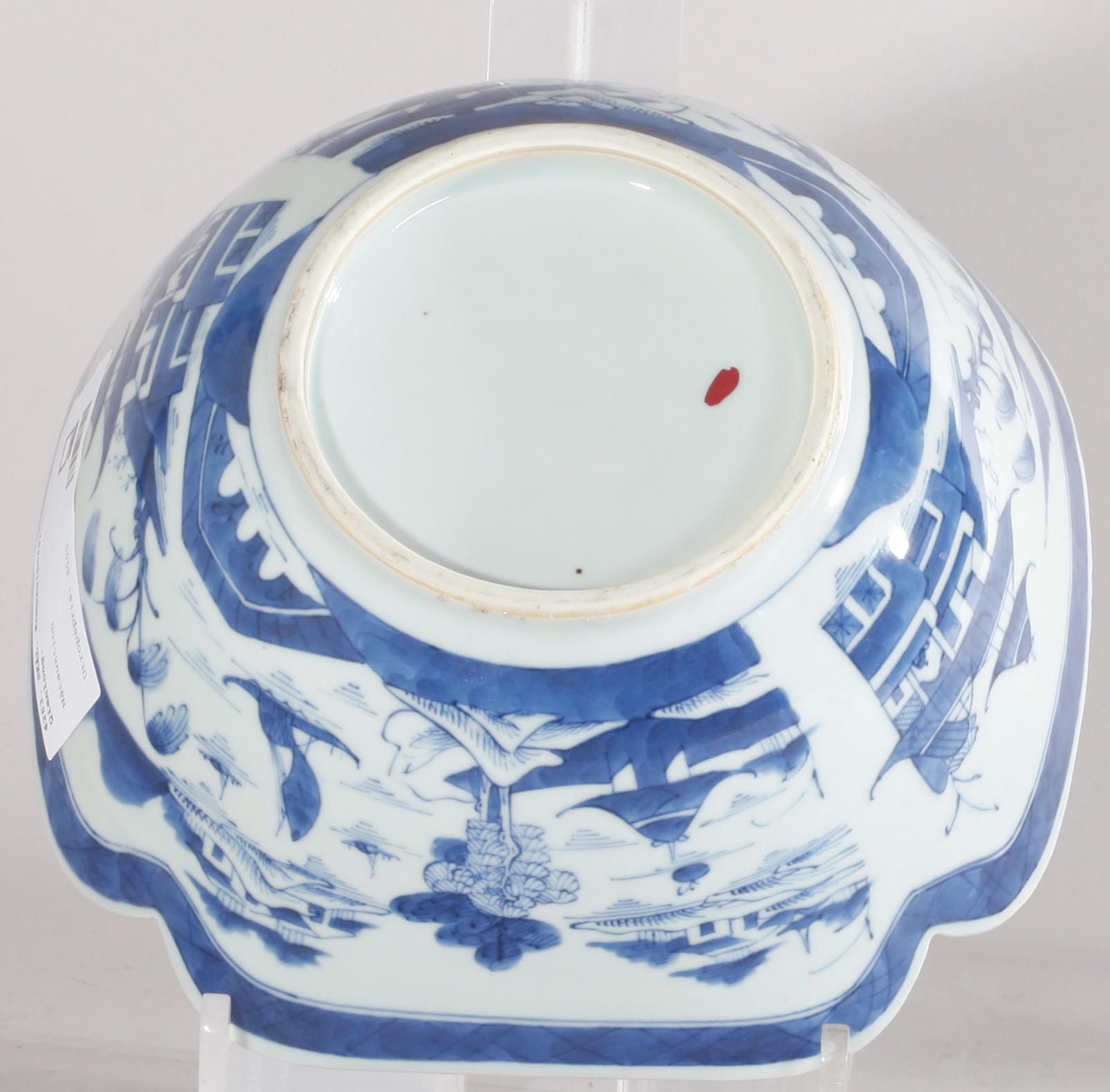 SKÅL. Kompaniporslin. Kina, Qianlong/Jiaqing.