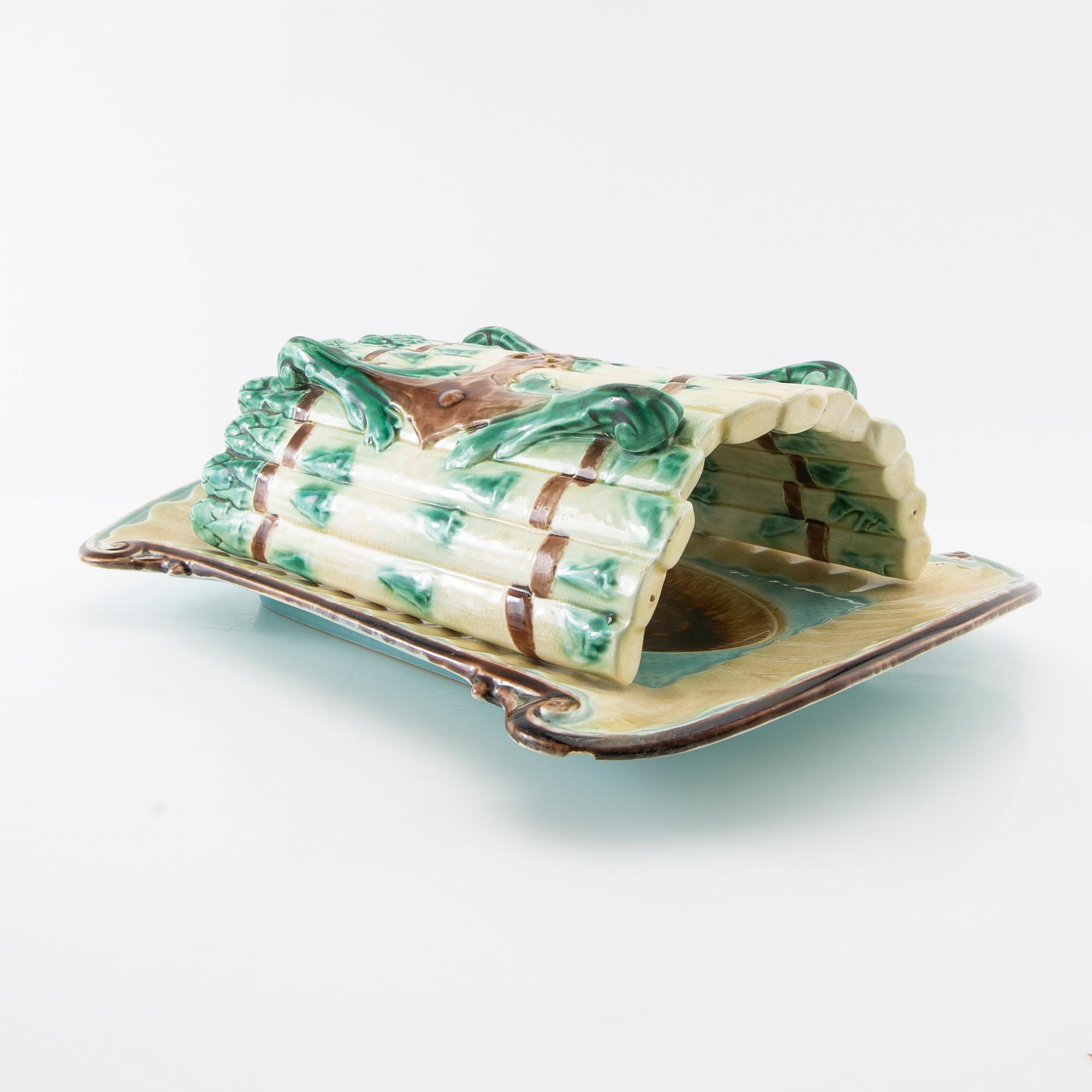 Asparagus dish, Gustavsberg, circa 1900, faience.