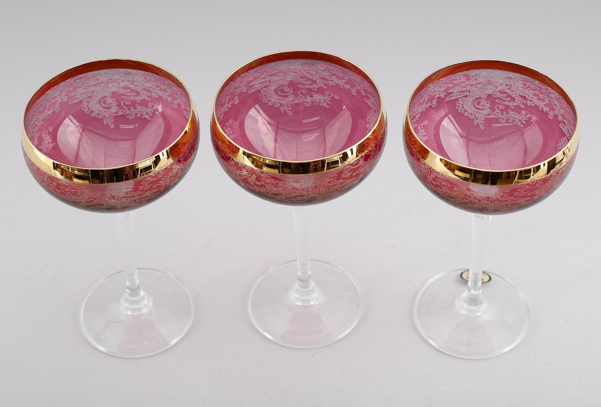 CHAMPAGNESKÅLAR, 12 st, glas, Böhmen, 1900-talets mitt.